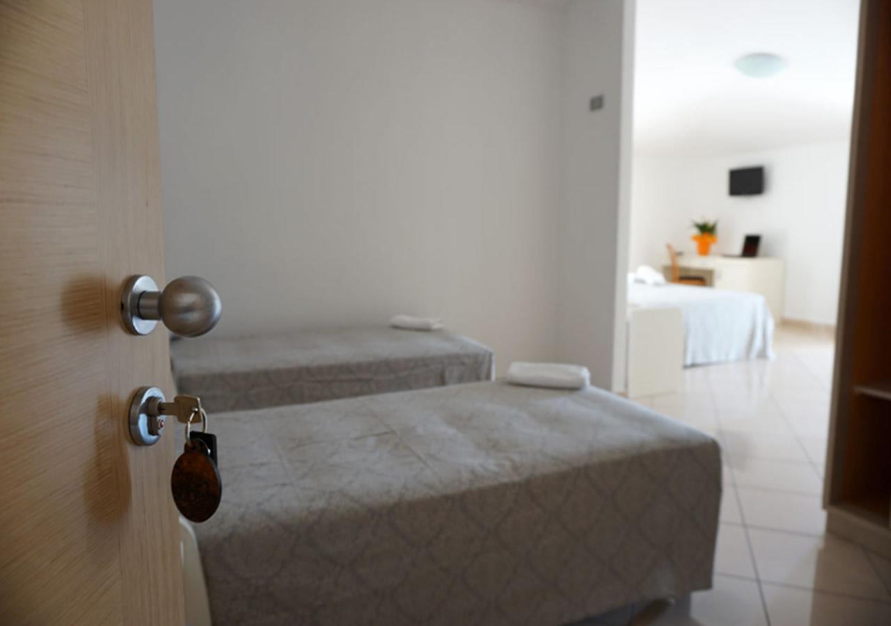 Hotel Croccia Accettura Extérieur photo